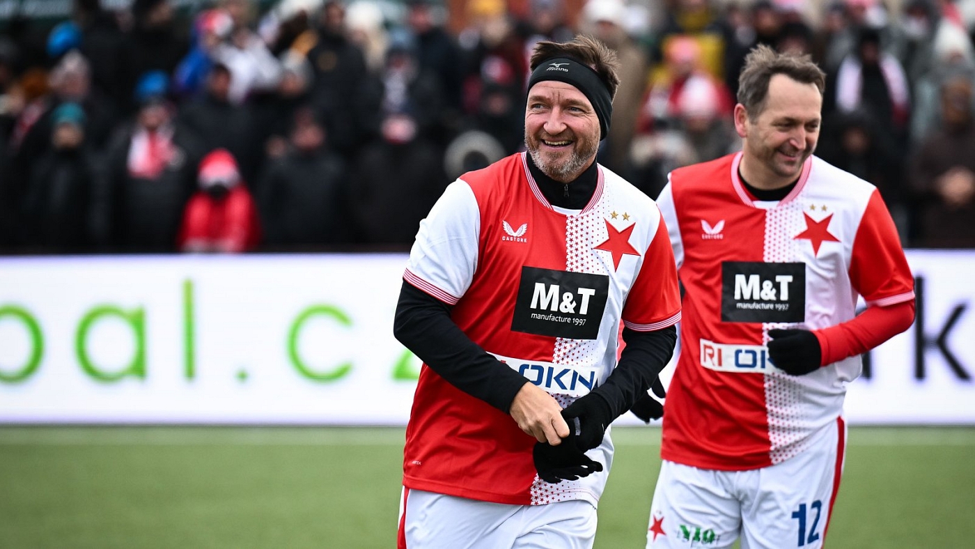 Před takovou atmosférou se hraje parádně, byl spokojený střelec Šmicer Před takovou atmosférou se hraje parádně, byl spokojený střelec Šmicer